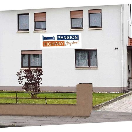 Pension Highway Bünde Екстериор снимка